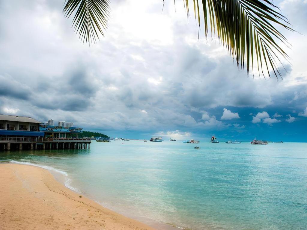 Lido Beach Hotel 芭達亞 外观 照片