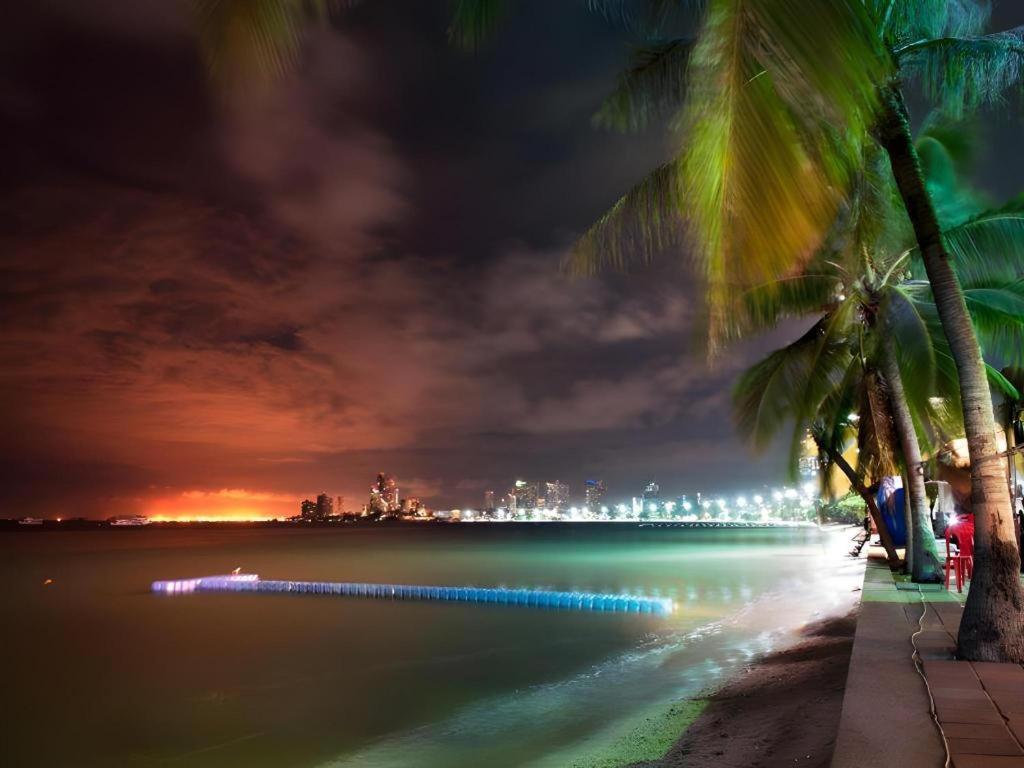 Lido Beach Hotel 芭達亞 外观 照片
