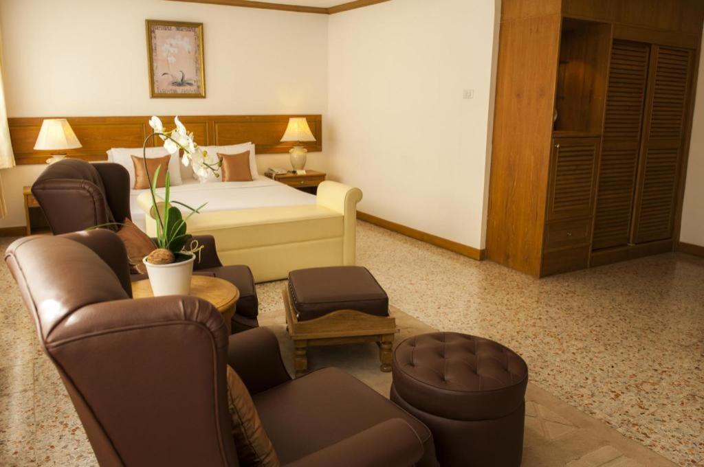 Lido Beach Hotel 芭達亞 外观 照片